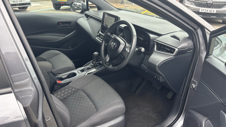 Toyota Corolla Petrol 1.8 VVT-i Hybrid Commercial Auto